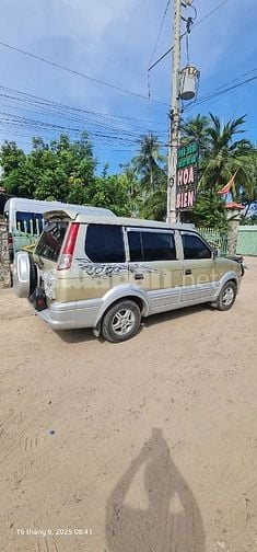 bán xe mitsubishi jolie 2005 màu vàng cát 2.0 bánh treo