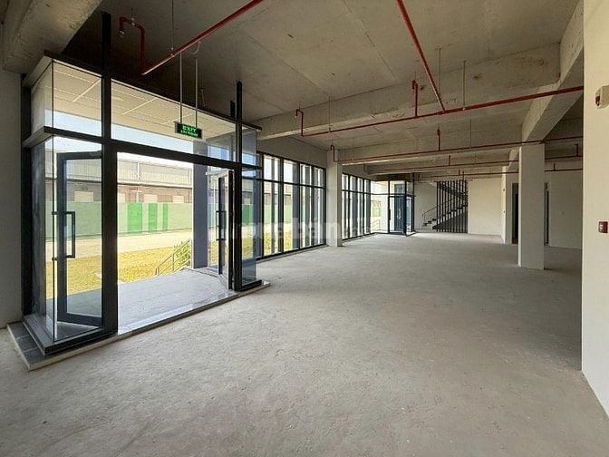 Nhà xưởng 3912 m2 , 7824 m2 , 4818 m2 , 12.642 m2 KCN Bến lức, Long an