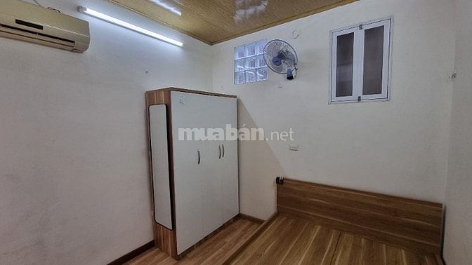 Nhà riêng hộ gia đình ngõ 79 Cầu Giấy, full đồ, 1N1K1B 45m2