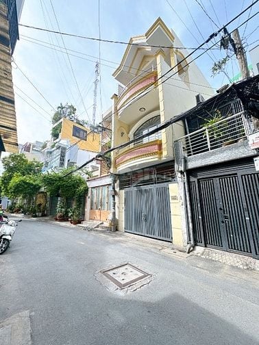 Chỉ 1 căn duy nhất! Nhà đẹp 3 tầng – trung tâm Tân Bình – giá quá tốt!