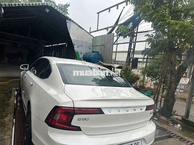 2022 LWB Ultimate B6 AWD - 58000 km