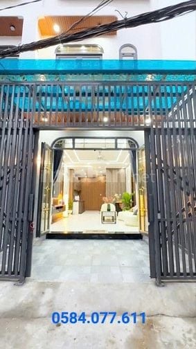 Nhà SHR 4x16, tổng 650 tr không phát sinh. Cách V. Xoay An Lạc 1km