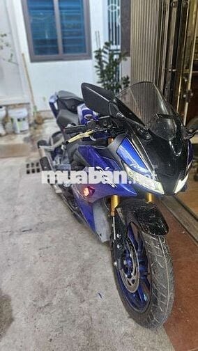 R15 v3 một chủ tên mình đăng ký, máy zin, odo thấp