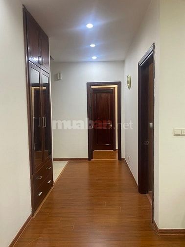 Chính chủ cần bán căn hộ tại chung cư Trung Yên Plaza số 1 Trung Hoà, 