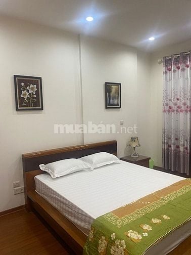 Chính chủ cần bán căn hộ tại chung cư Trung Yên Plaza số 1 Trung Hoà, 