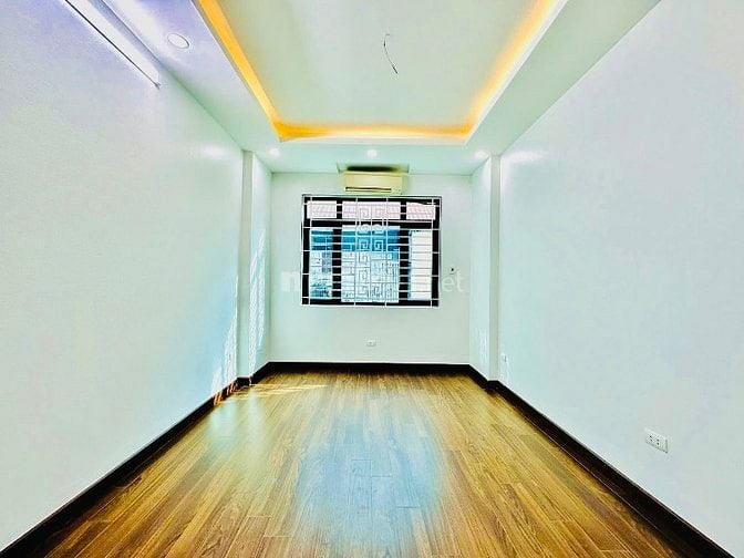 BÁN NHÀ NGÕ 21 LÊ VĂN LƯƠNG, 20m RA MẶT PHỐ KINH DOANH 35m2 giá 9,35 