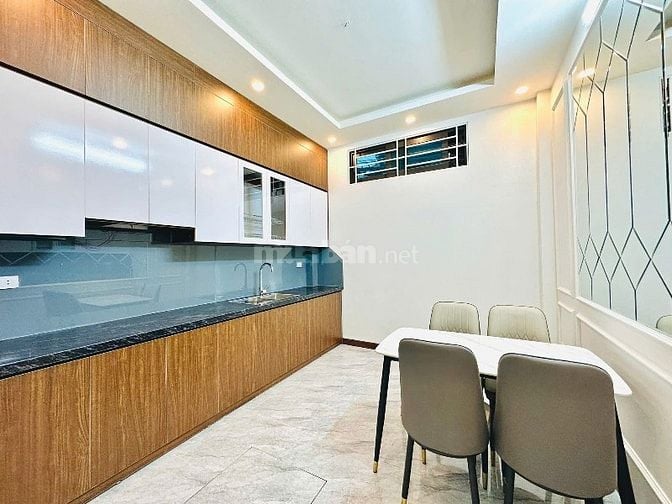 BÁN NHÀ NGÕ 21 LÊ VĂN LƯƠNG, 20m RA MẶT PHỐ KINH DOANH 35m2 giá 9,35 