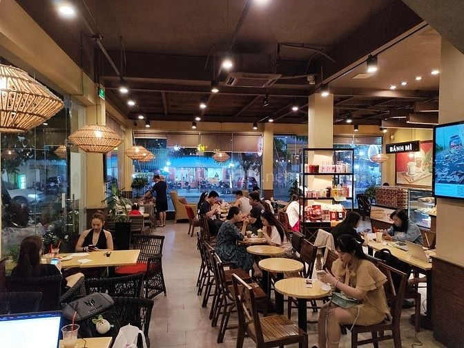 Cho Thuê Góc 2MT Luỹ Bán Bích, Phường Hoà Thạnh, Quận Tân Phú - 12x45m