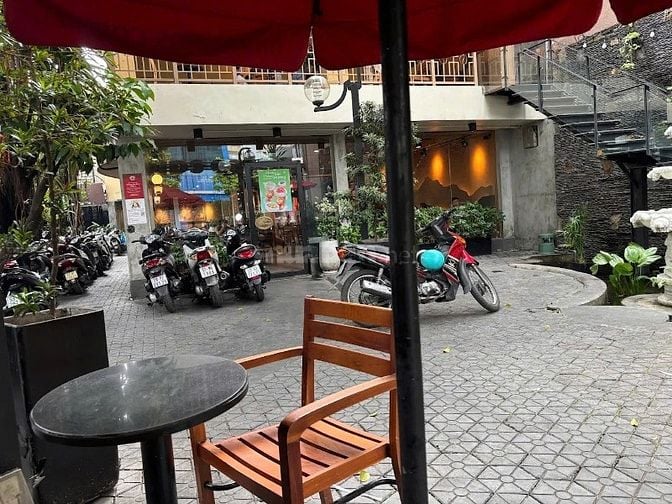 Cho Thuê Góc 2MT Luỹ Bán Bích, Phường Hoà Thạnh, Quận Tân Phú - 12x45m