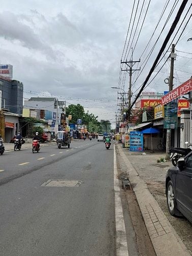 Bán đất mặt tiền Hoàng Hữu Nam Tân Phú Quận 9 giá 36 tỷ