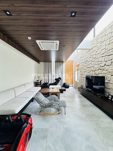 TOÀ CHDV CAO CẤP - 270M2 - DT 1.3 TỶ NĂM - FULL NỘI THẤT - HỒ BƠI