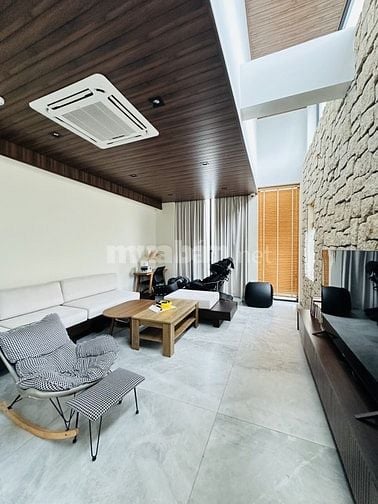 TOÀ CHDV CAO CẤP - 270M2 - DT 1.3 TỶ NĂM - FULL NỘI THẤT - HỒ BƠI