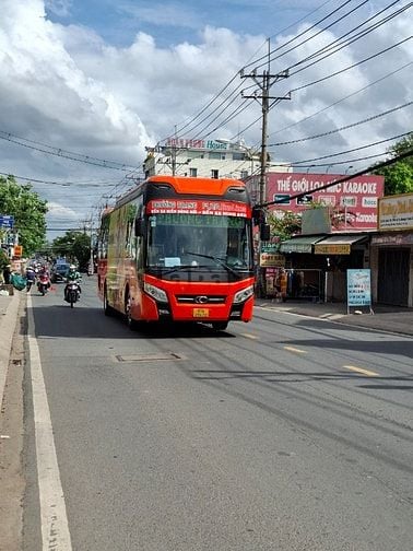 Bán đất mặt tiền Hoàng Hữu Nam Tân Phú Quận 9 giá 36 tỷ