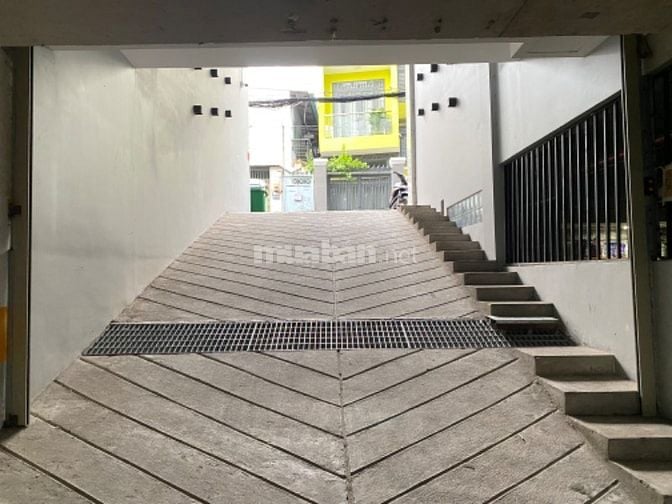 TOÀ CHDV CAO CẤP - 270M2 - DT 1.3 TỶ NĂM - FULL NỘI THẤT - HỒ BƠI