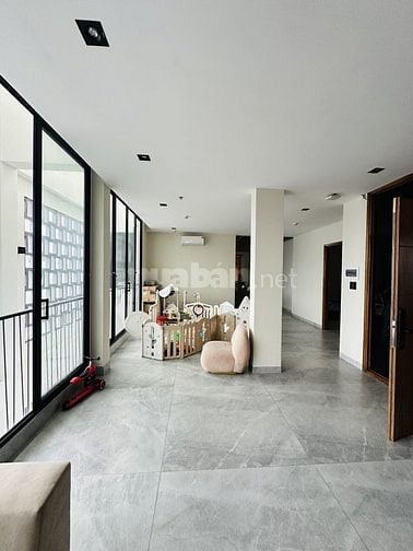 TOÀ CHDV CAO CẤP - 270M2 - DT 1.3 TỶ NĂM - FULL NỘI THẤT - HỒ BƠI
