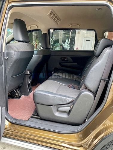 Xe 7 chổ số tự động Suzuki XL7 đăng ký 2022 nhập khẩu, gia đình 1 chủ 