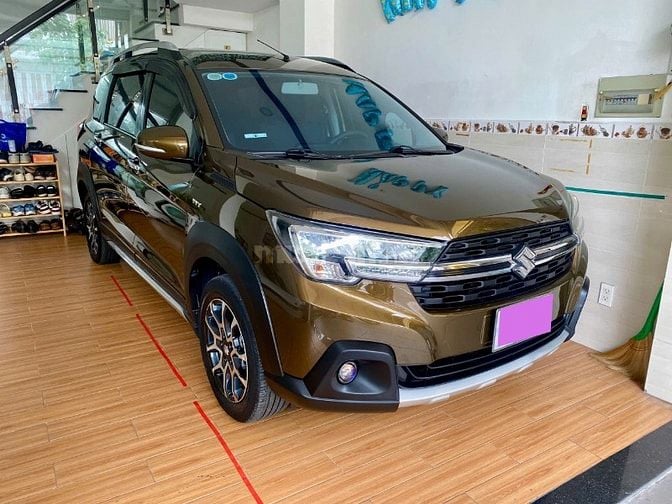 Xe 7 chổ số tự động Suzuki XL7 đăng ký 2022 nhập khẩu, gia đình 1 chủ 