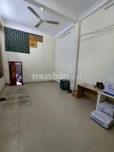 Cho thuê nhà làm văn phòng hoặc kho