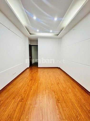 BÁN NHÀ PHỐ XUÂN ĐỈNH 8.8TY-15M RA PHỐ OTO TRÁNH VTRI ĐỈNH Ở NGAY 