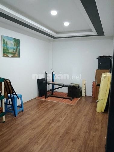 Hẻm xe hơi đường 3 tháng 2 (4 tầng; 8mx12,5m). Giá 17,5 tỷ