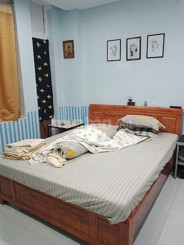 Hẻm xe hơi đường 3 tháng 2 (4 tầng; 8mx12,5m). Giá 17,5 tỷ