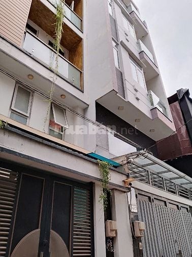 Hẻm xe hơi đường 3 tháng 2 (4 tầng; 8mx12,5m). Giá 17,5 tỷ