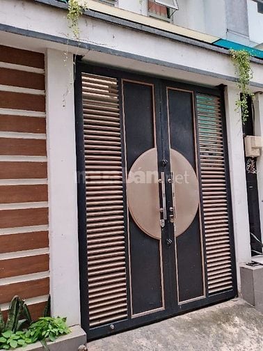 Hẻm xe hơi đường 3 tháng 2 (4 tầng; 8mx12,5m). Giá 17,5 tỷ