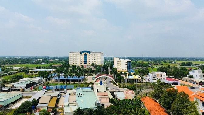 Chạm Tay Đất Vàng 405m² Góc 2MT Liền Kề Vinhomes Green City!