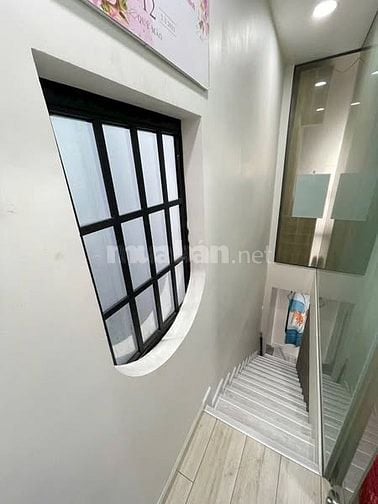 3ty2 Hẻm xe hơi đậu cửa 1 trệt 1 lầu nhà đẹp SHR 