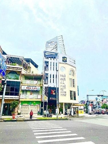 Siêu Vị Trí Quận 1 mặt tiền Trần Hưng Đạo chỉ 42 tỷ