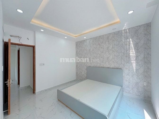 NHÀ BÌNH TÂN (5M x 10,3M) NGAY CUỐI LÊ TRỌNG TẤN, NGÃ TƯ GÒ MÂY.