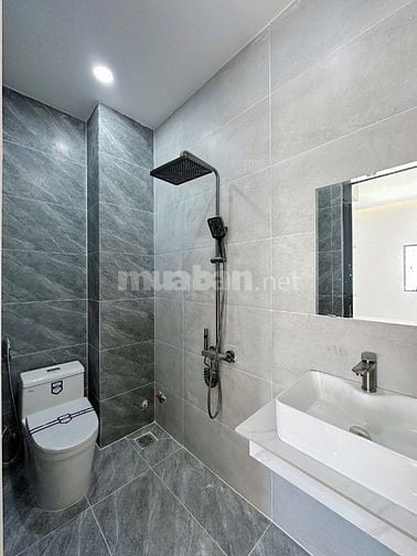 NHÀ BÌNH TÂN (5M x 10,3M) NGAY CUỐI LÊ TRỌNG TẤN, NGÃ TƯ GÒ MÂY.