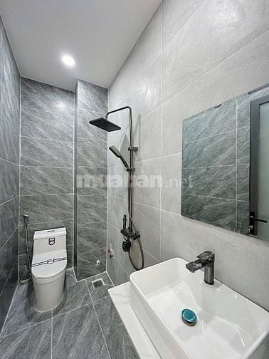 NHÀ BÌNH TÂN (5M x 10,3M) NGAY CUỐI LÊ TRỌNG TẤN, NGÃ TƯ GÒ MÂY.