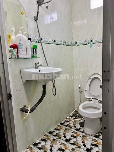 Cho thuê phòng 19m2 VIP Đinh Tiên Hoàng, P1, BT