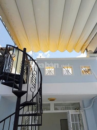 Nhà 5 tầng MT Phan Văn Trị P2Q5. Giá: 9.3 tỷ