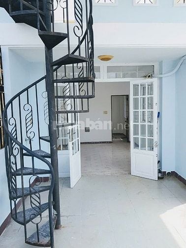 Nhà 5 tầng MT Phan Văn Trị P2Q5. Giá: 9.3 tỷ