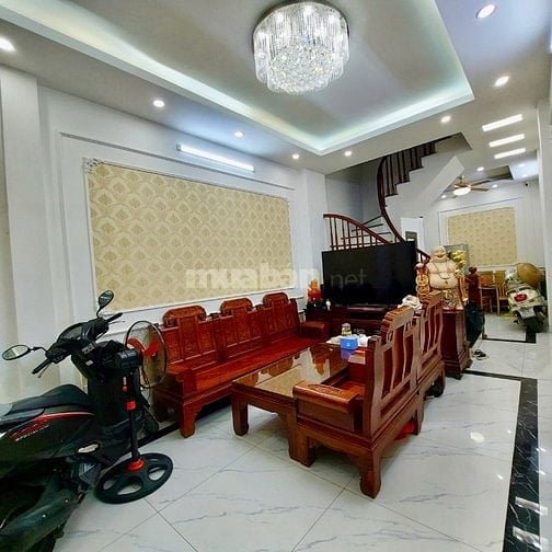 Thanh Xuân 43m2, 6 Ngủ, Ô Tô, mặt ngõ Kinh Doanh Sầm Uất gi á 11.2 t.ỷ