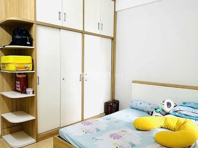 Chung cư Phúc Yên, Phan Huy Ích, P15, TB, 75m2, 2PN, 10tr/tháng.