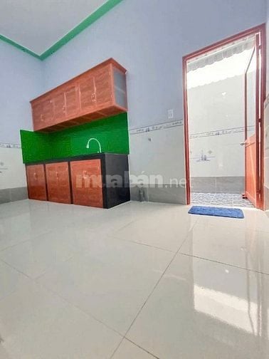 Cần tiền trả nợ nên bán căn nhà 112m2 ở Xã Tân Hiệp - Hóc Môn giá 850 