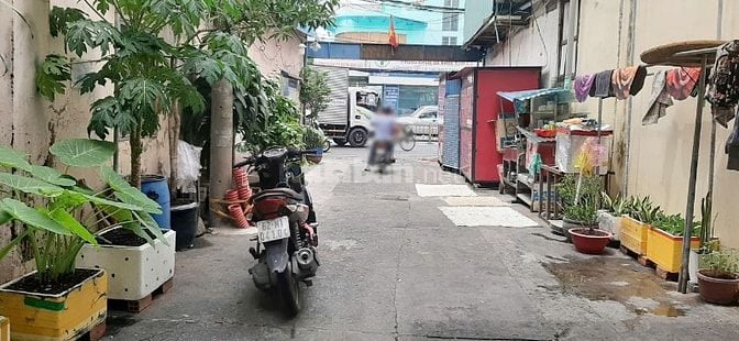 Nhà 3 tầng gần MT đường Cao Xuân Dục P13.Q8. Giá 4,58 tỷ TL