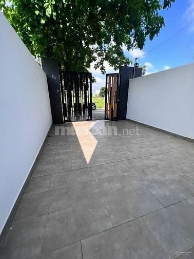 Bán nhà mới toanh ngay Sân bay Long Thành giá siêu thơm