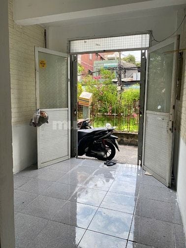 Bán nhà nhỏ Thích Quảng Đức Phú Nhuận – Giá chỉ 1.75 tỷ – Sổ rõ ràng