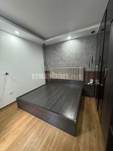 BÁN NHÀ PHỐ NGUYỄN KHANG CẦU GIẤY 33M 7.2TY NGÕ NÔNG THOÁNG GẦN OTO 