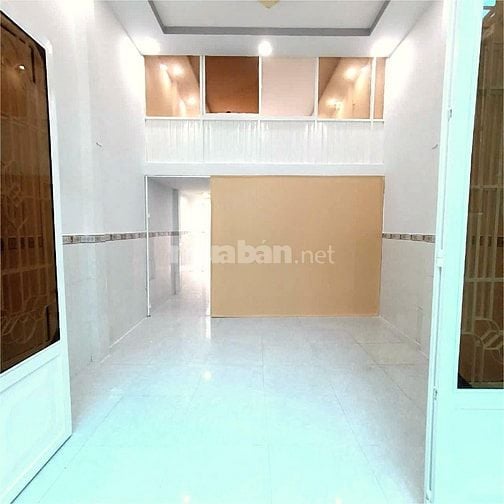Nhà Đẹp Diện Tích Lớn 4x13 = 4,5 tỷ. Công nhận 52 m2. Đúc lửng