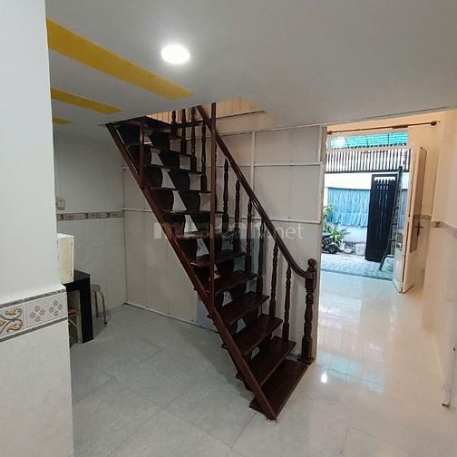 Nhà Đẹp Diện Tích Lớn 4x13 = 4,5 tỷ. Công nhận 52 m2. Đúc lửng