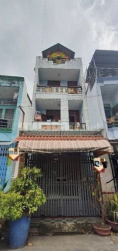 Dt 4x14 1tret 2lau st .4pn 3wc. Mặt tiền nhựa 6m thông