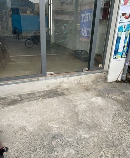 Cho thuê nhà mặt tiền Hòa Bình, P. Hiệp Tân, Q.Tân Phú giá 18tr 