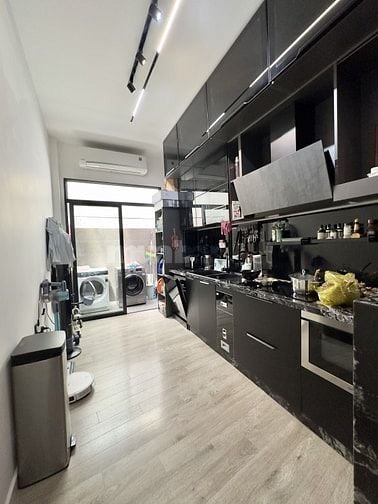 ♨️ TÔ HIẾN THÀNH – QUẬN 10 – NHÀ ĐẸP 4 TẦNG – 70M² – NỞ HẬU 11M