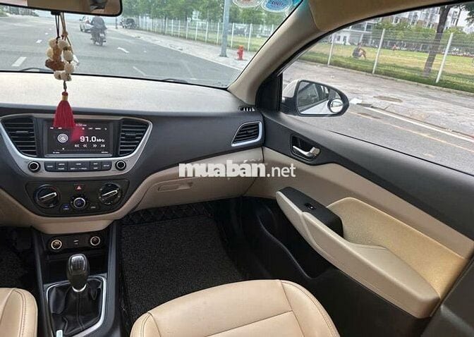 Hyundai accent 2021 MT bản tiêu chuẩn
