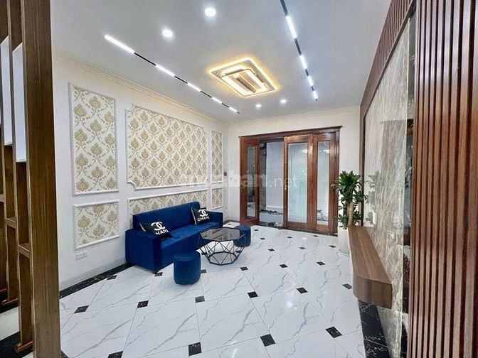 NHÀ MỚI 5 TẦNG - 6P NGỦ - PHỐ VĨNH HƯNG - HOÀNG MAI - NGÕ Ô TÔ